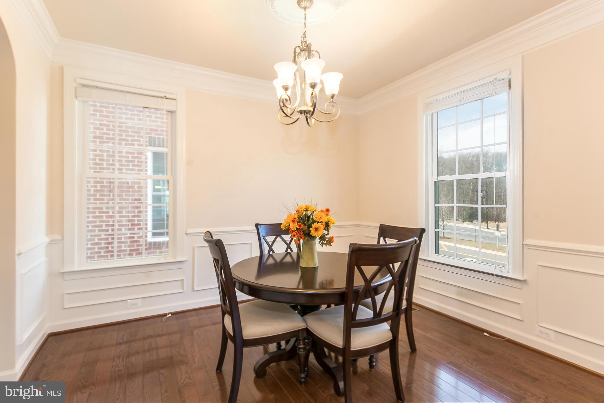 513 Watkins Mill Road Gaithersburg, MD 20878 - Photo 4 of 23 Dining Room