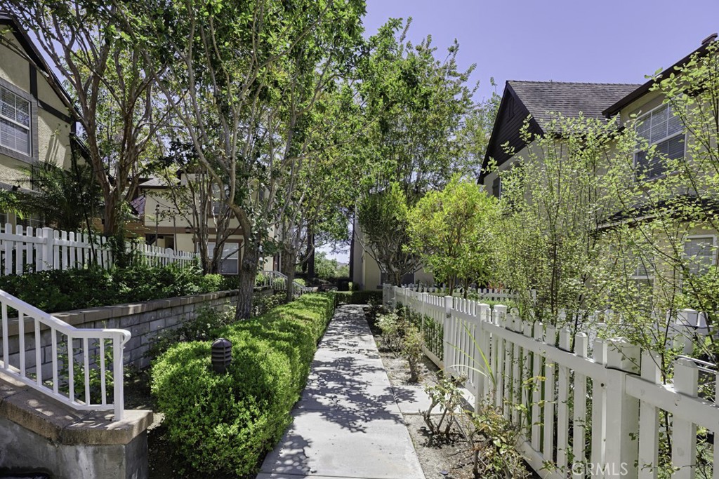 80 Three Vines Court Ladera Ranch, CA 92694 - Photo 21 of 29 Three Vines walk street