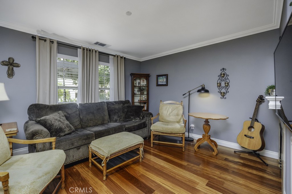 80 Three Vines Court Ladera Ranch, CA 92694 - Photo 4 of 29 Living Room