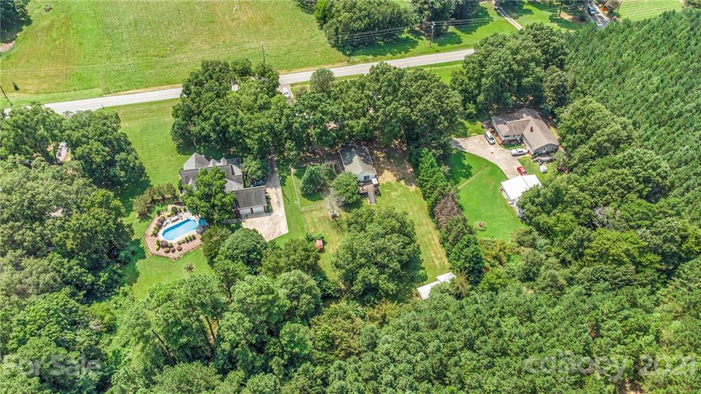 945 Cold Springs Road Concord, NC 28025 - Photo 3 of 31 Gallery Image 3