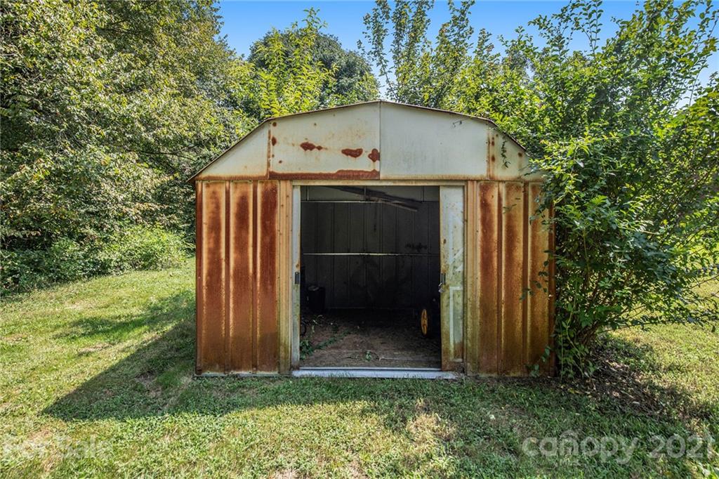 945 Cold Springs Road Concord, NC 28025 - Photo 8 of 31 Gallery Image 8