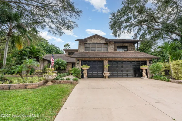 $750,000 | 562 Lake Ashley Circle, Melbourne, FL 32904