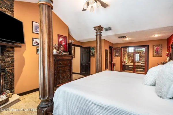 $750,000 | 562 Lake Ashley Circle, Melbourne, FL 32904