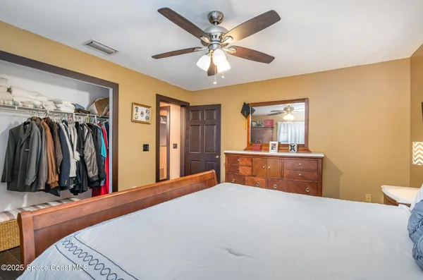 $750,000 | 562 Lake Ashley Circle, Melbourne, FL 32904