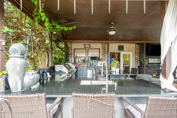 $750,000 | 562 Lake Ashley Circle, Melbourne, FL 32904