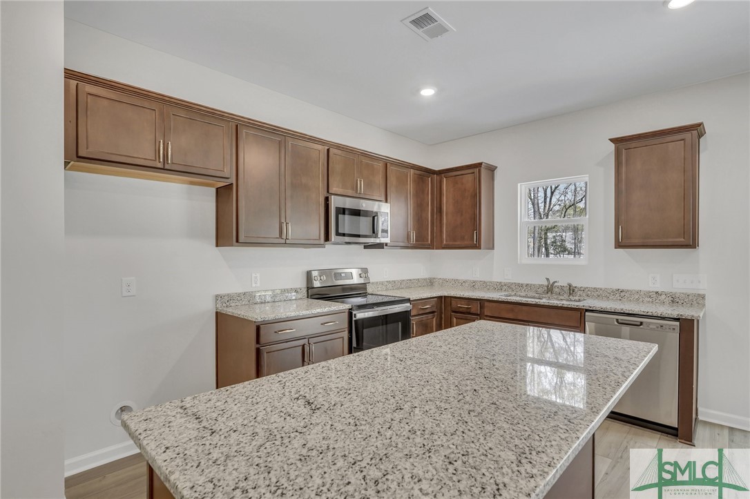 138 Jepson Way Pooler, GA 31322 - Photo 3 of 25