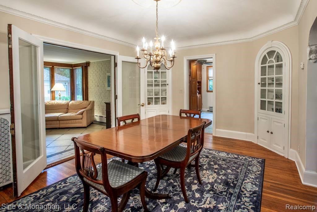 205 Merriweather Road Grosse Pointe Farms, MI 48236 - Photo 11 of 36