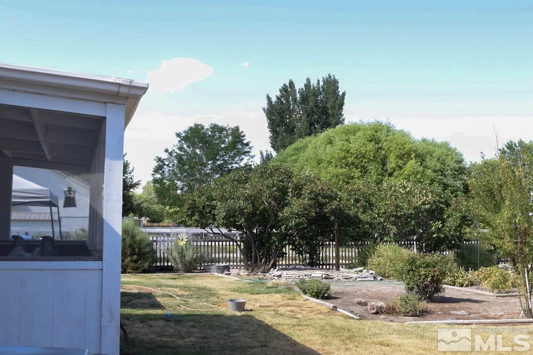 357 Lewis Lane Fallon, NV 89406 - Photo 3 of 22 a view of a house with backyard