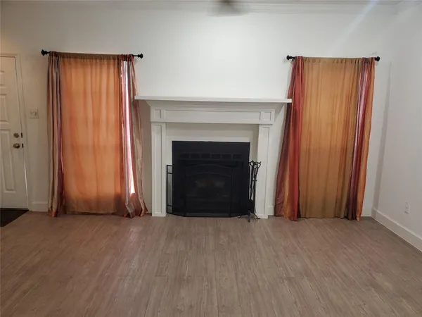 $1,595 | 17473 Red Oak Drive, Unit 7473, Houston, TX 77090