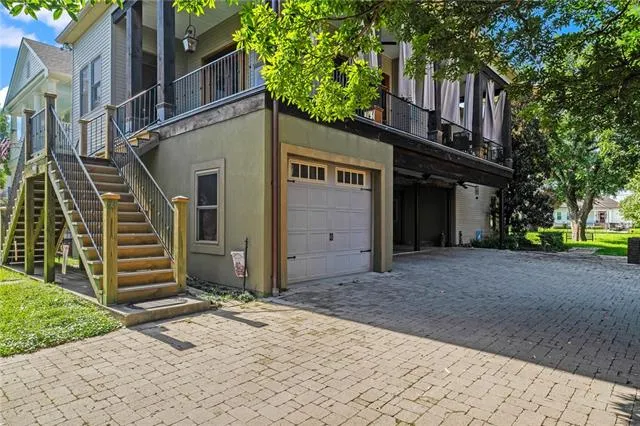 $725,000 | 338 Hay Place, New Orleans, LA 70124