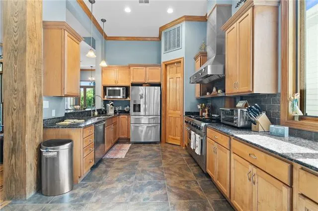 $725,000 | 338 Hay Place, New Orleans, LA 70124