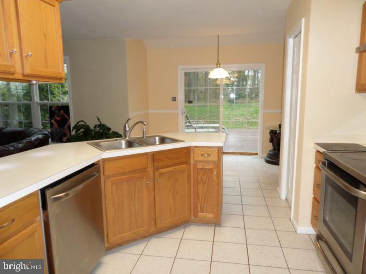 1039 Union Square Road Nottingham, PA 19362 - Photo 13 of 25 Kitchen