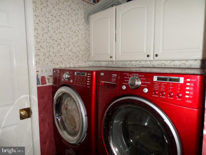 1039 Union Square Road Nottingham, PA 19362 - Photo 14 of 25 Laundry Room