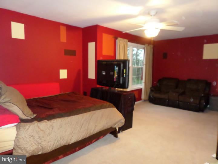 1039 Union Square Road Nottingham, PA 19362 - Photo 16 of 25 Master Bedroom