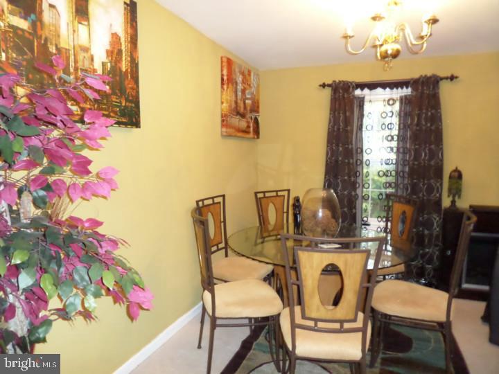 1039 Union Square Road Nottingham, PA 19362 - Photo 10 of 25 Dining Room