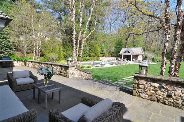 56 Seaward Road Wellesley, MA 02481 - Photo 8 of 30