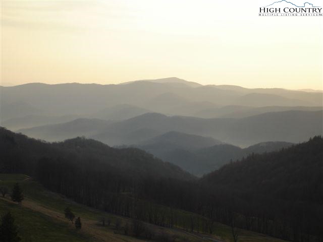 317 Skiview Road Seven Devils, NC 28604 - Photo 43 of 44 Gallery Image 43