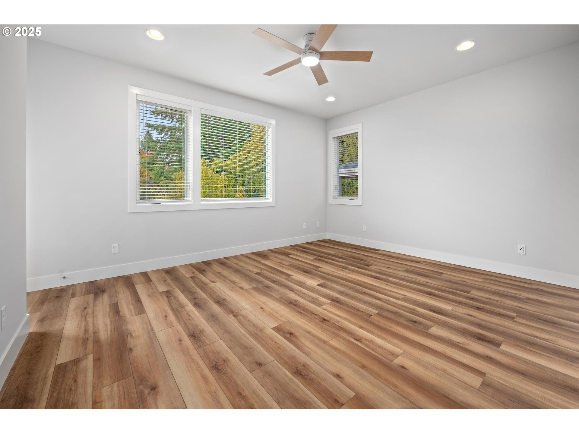 7733 Southwest 42nd Avenue Portland, OR 97219 - Photo 27 of 44 Primary Bedroom