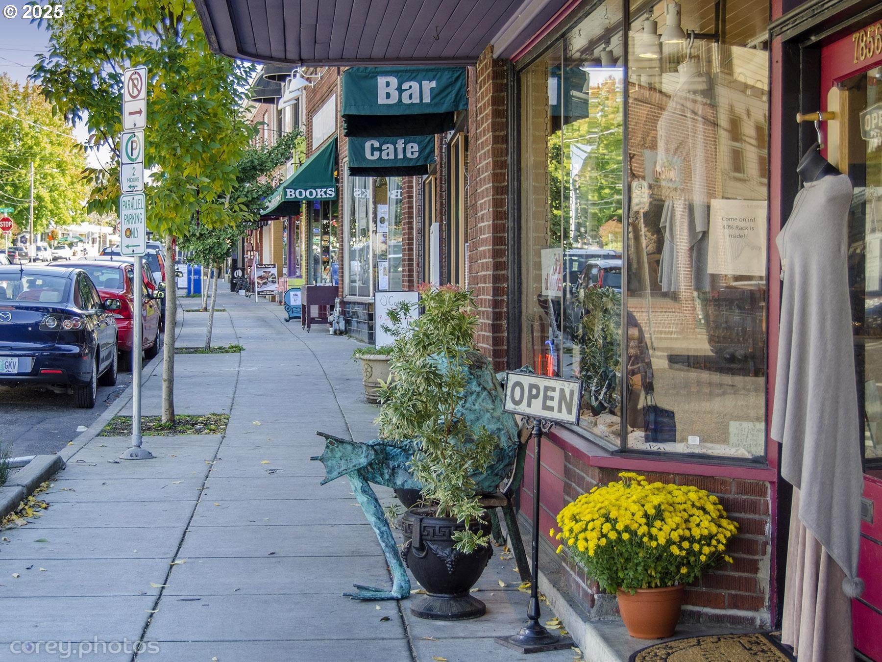 7733 Southwest 42nd Avenue Portland, OR 97219 - Photo 40 of 44