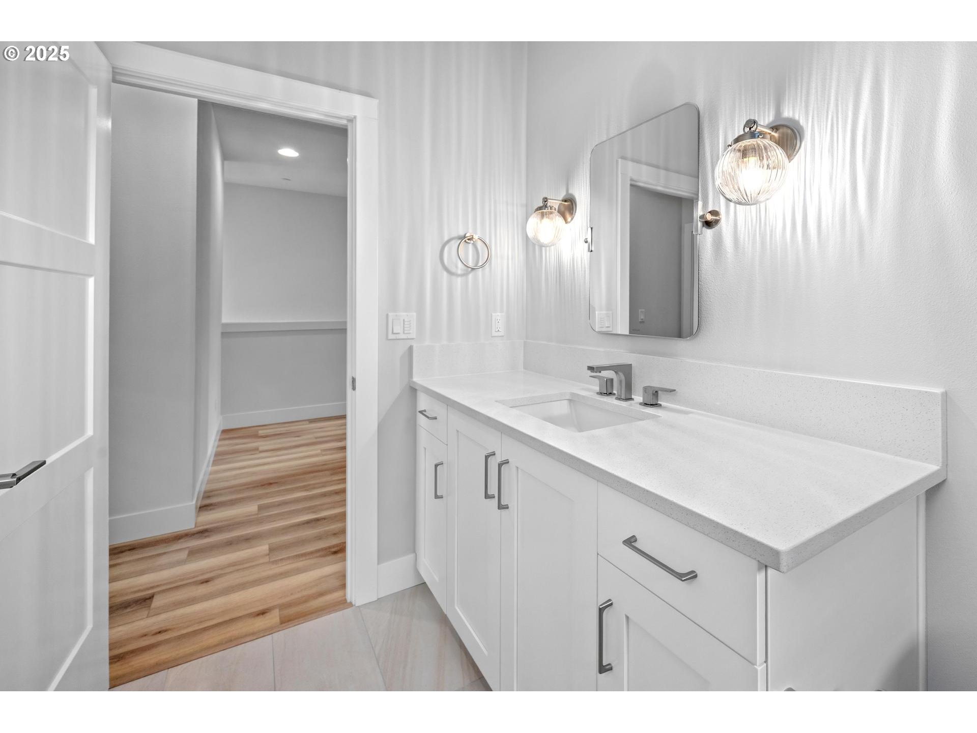 7733 Southwest 42nd Avenue Portland, OR 97219 - Photo 44 of 44 Bathroom