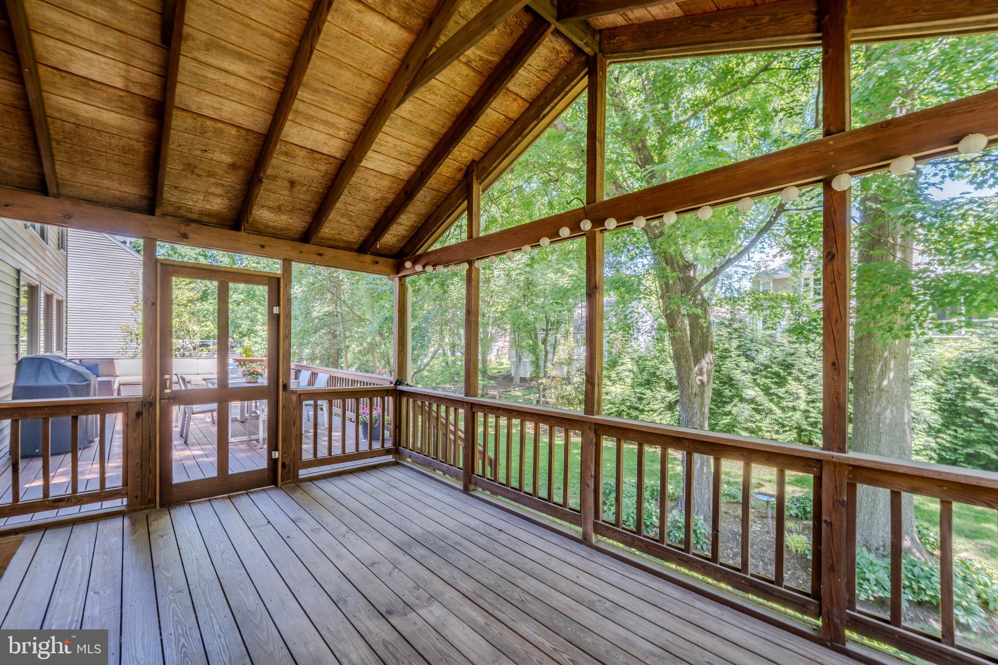 11910 Winstead Lane Reston, VA 20194 - Photo 45 of 80 Screen Porch