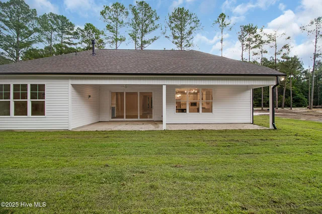 $525,900 | 112 Antebellum Drive, Havelock, NC 28532