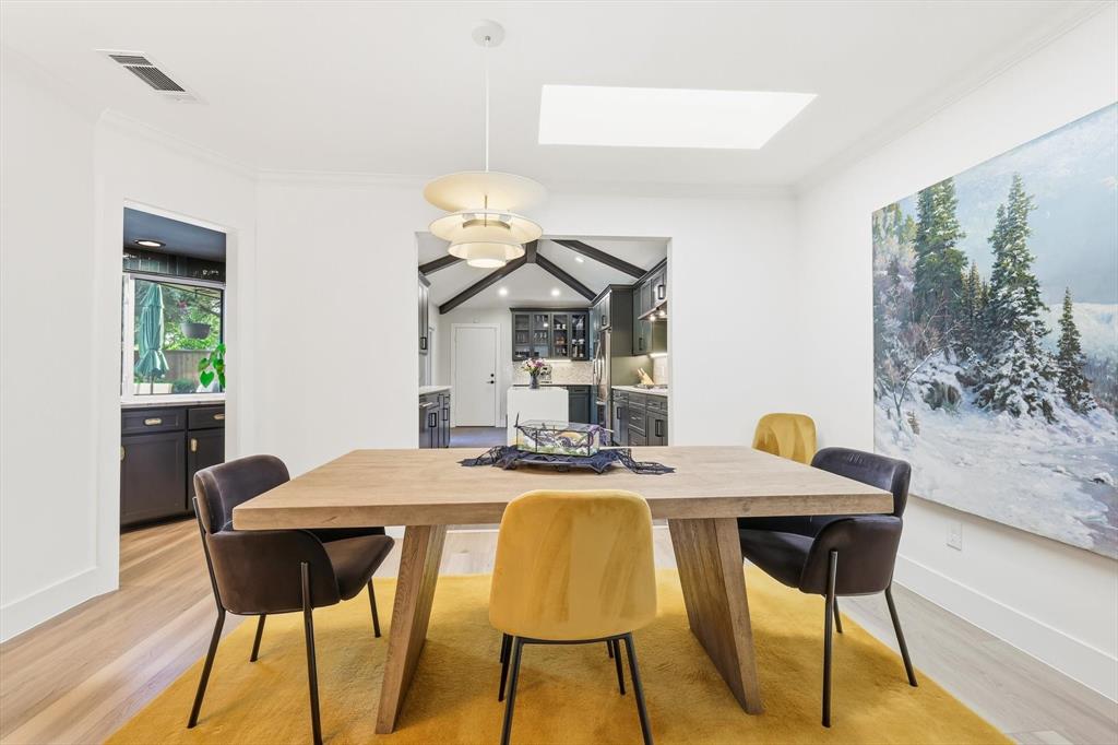 5516 Bent Trail Dallas, TX 75248 - Photo 11 of 26