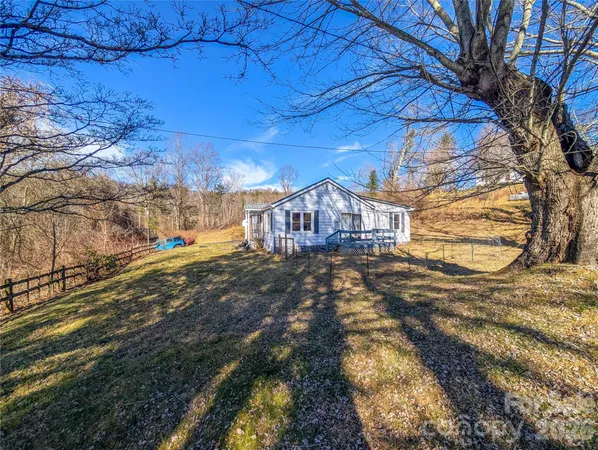 $250,000 | 97 Tom Sparks Road, Spruce Pine, NC 28777