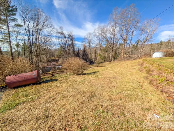 $250,000 | 97 Tom Sparks Road, Spruce Pine, NC 28777