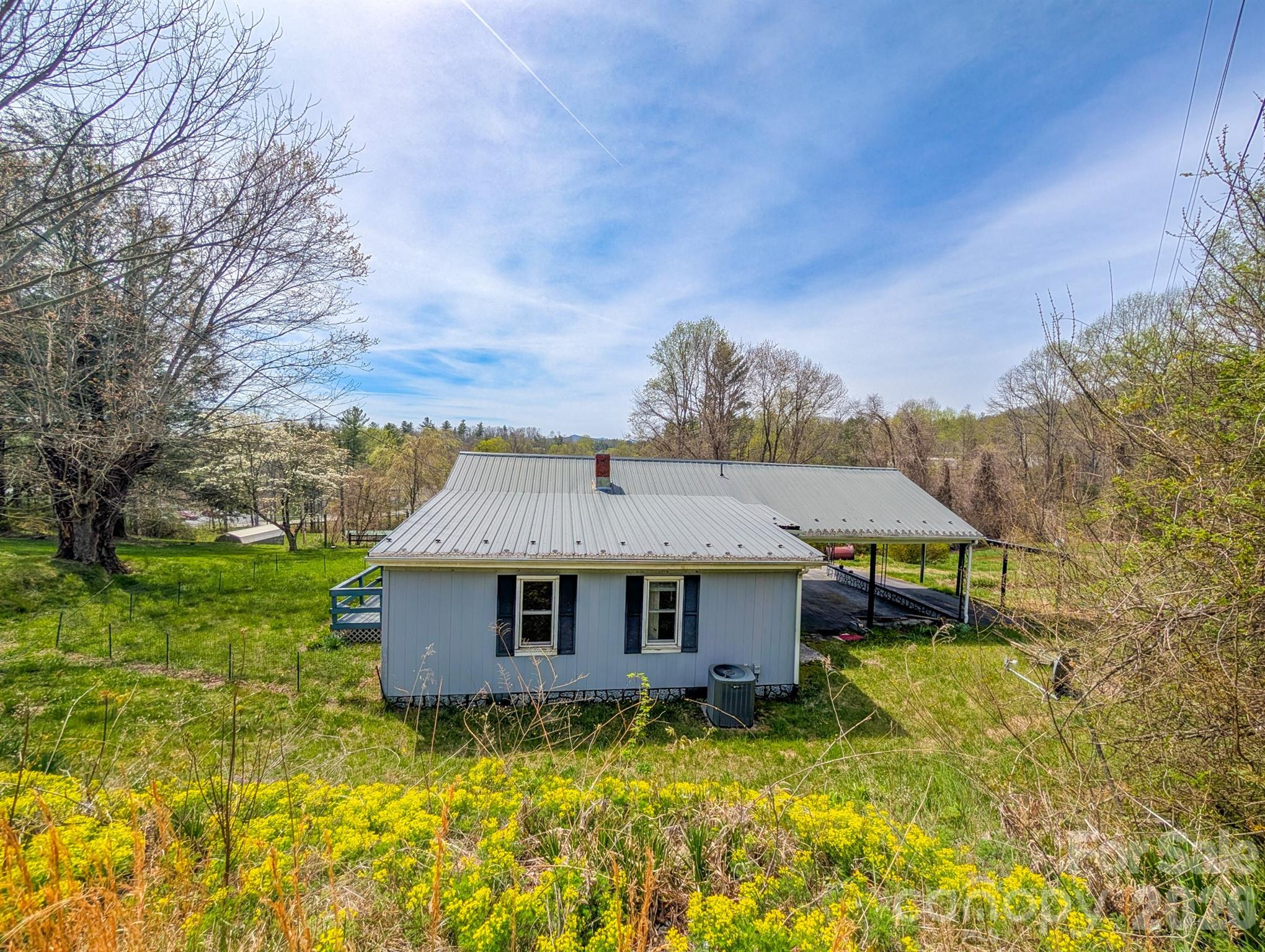97 Tom Sparks Road Spruce Pine, NC 28777 - Photo 32 of 35