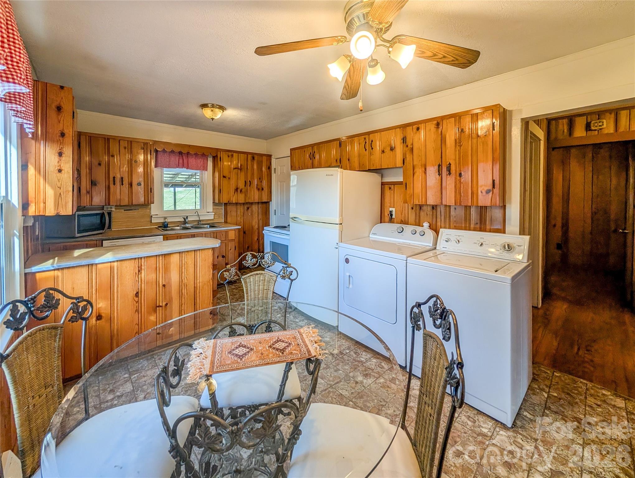 97 Tom Sparks Road Spruce Pine, NC 28777 - Photo 6 of 35