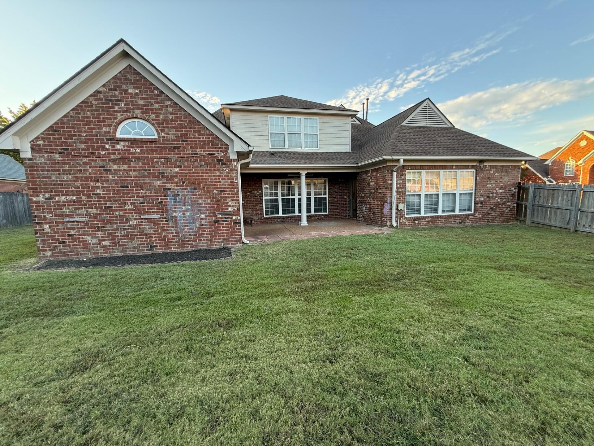 370 Lida Lane Memphis, TN 38018 - Photo 24 of 24 front view of a house with a yard