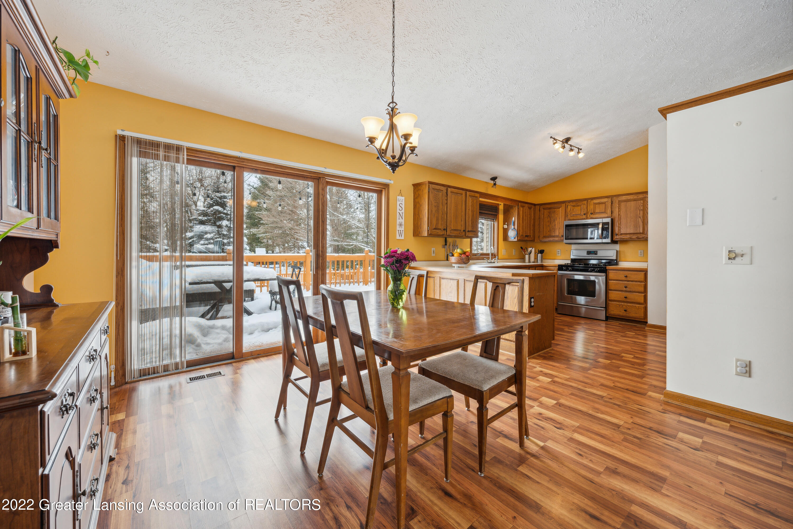 1323 Riley Ridge Drive Lansing, MI 48917 - Photo 11 of 40 12-1323-Riley-Ridge-Dr-Lansing-MI-48917-