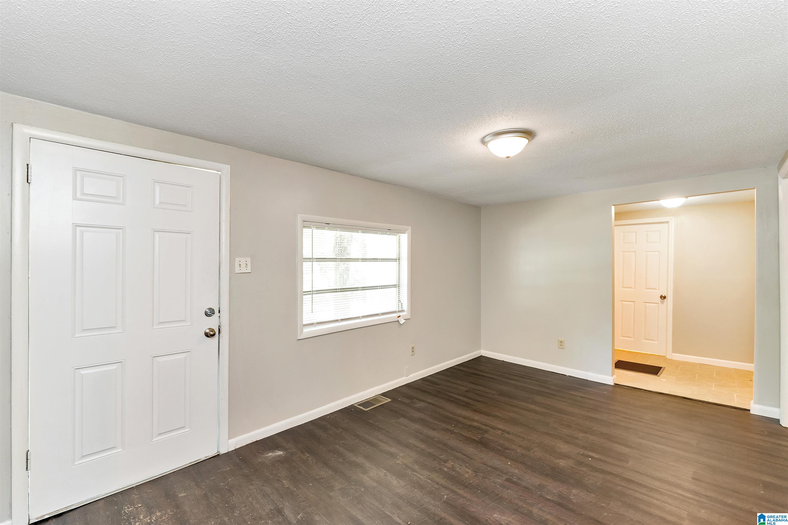 1935 Brackett Loop Road Birmingham, AL 35214 - Photo 8 of 27 Gallery Image 8