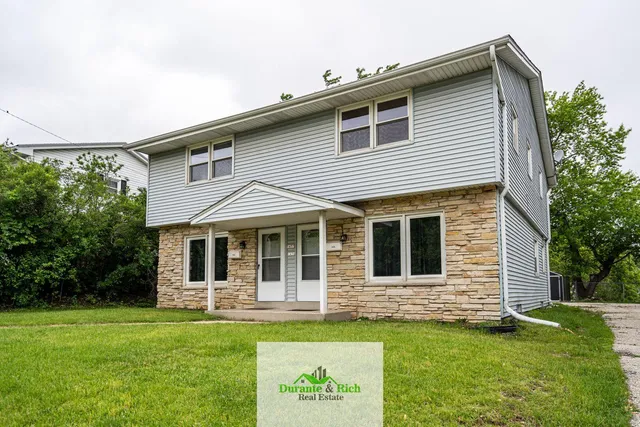 $1,995 | 1434 Josephine Street, Waukesha, WI 53186