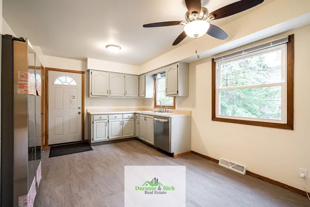 $1,995 | 1434 Josephine Street, Waukesha, WI 53186