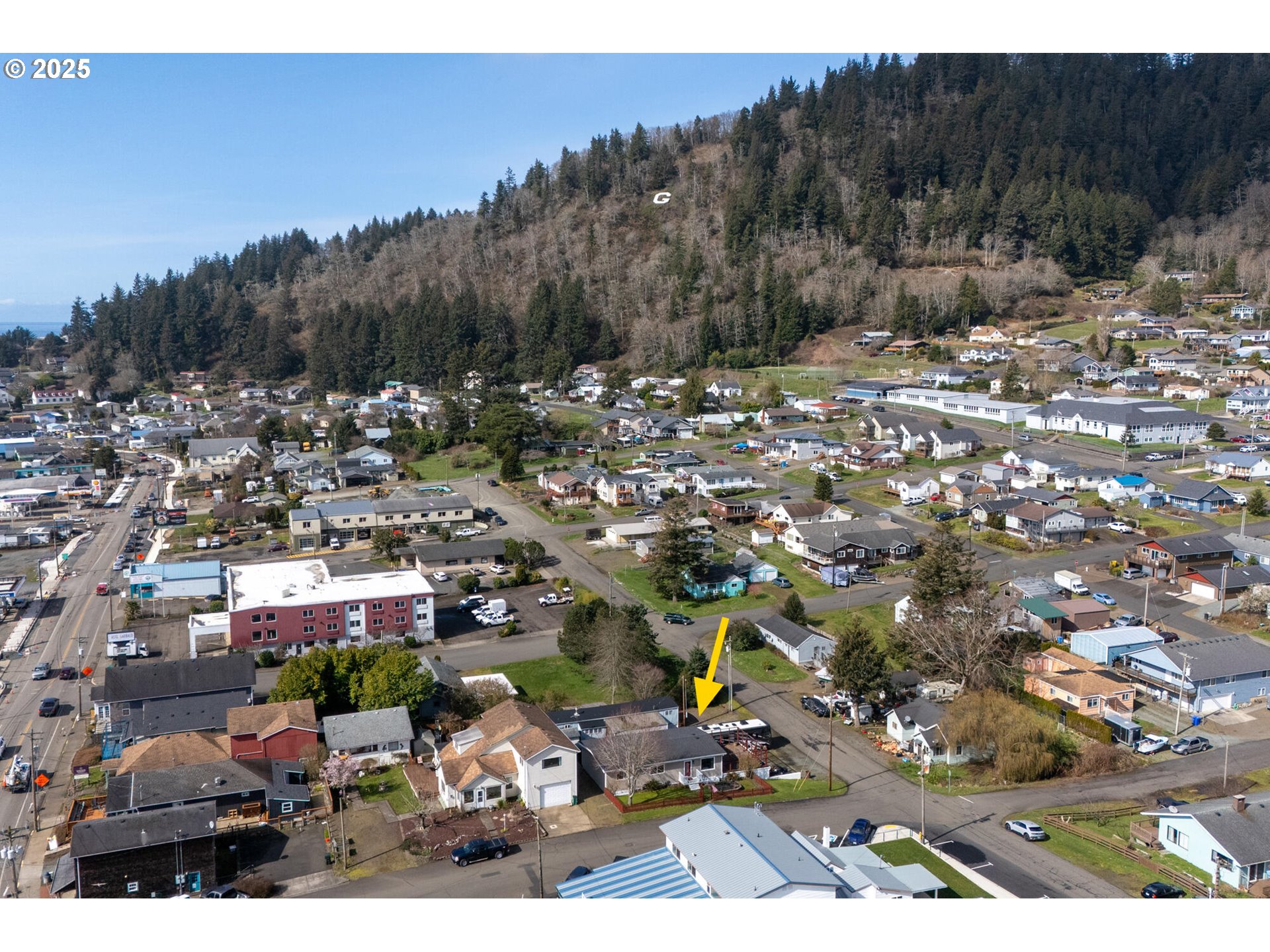 109 4th Street Garibaldi, OR 97118 - Photo 44 of 48 a view of a city
