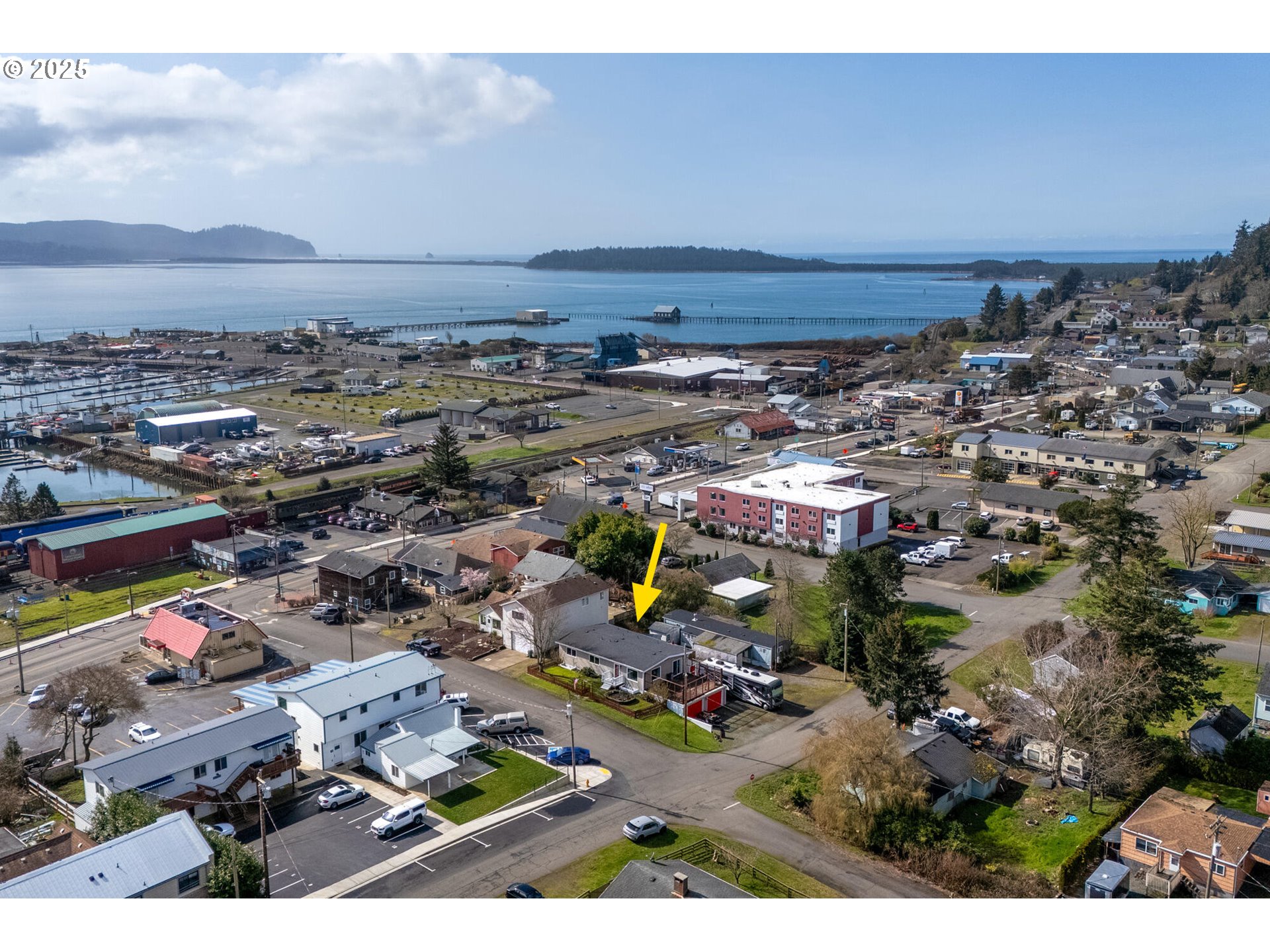 109 4th Street Garibaldi, OR 97118 - Photo 45 of 48 a view of a city
