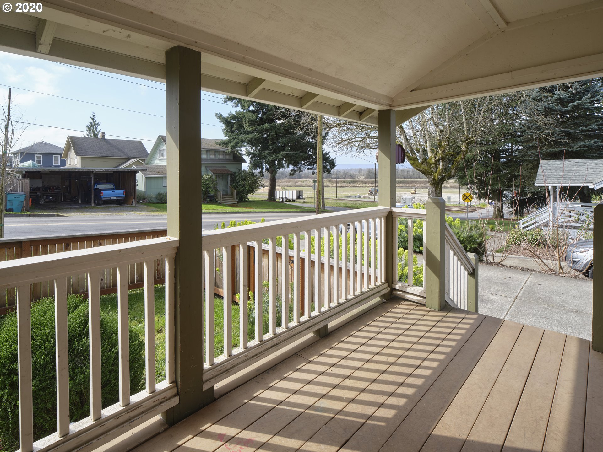 8 Division Street Ridgefield, WA 98642 - Photo 3 of 32