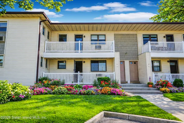 $578,800 | 63 Wharfside Drive, Monmouth Beach, NJ 07750