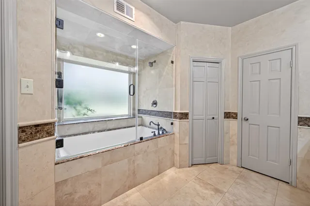 $849,900 | 5434 Pine Springs Court, Conroe, TX 77304