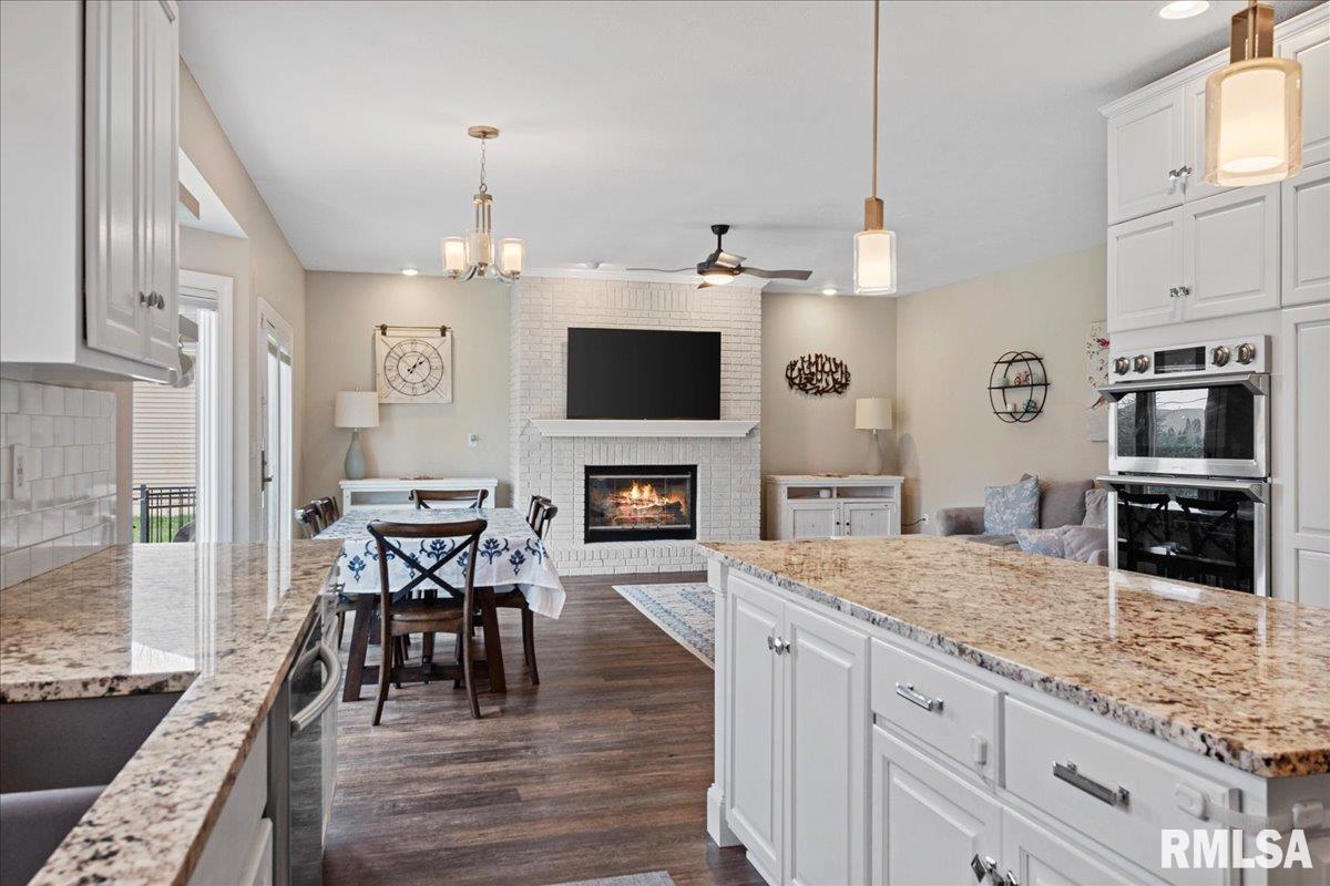 4620 Foxhall Lane Springfield, IL 62711 - Photo 18 of 65