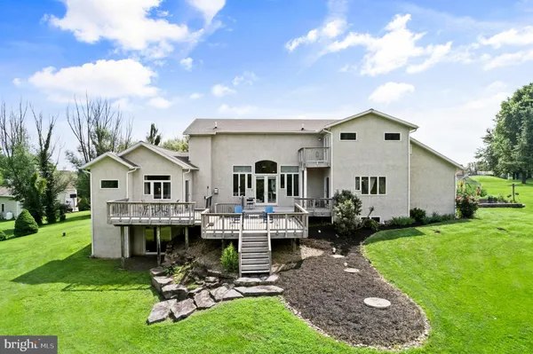 $899,900 | 213 Cross Road, Gilbertsville, PA 19525