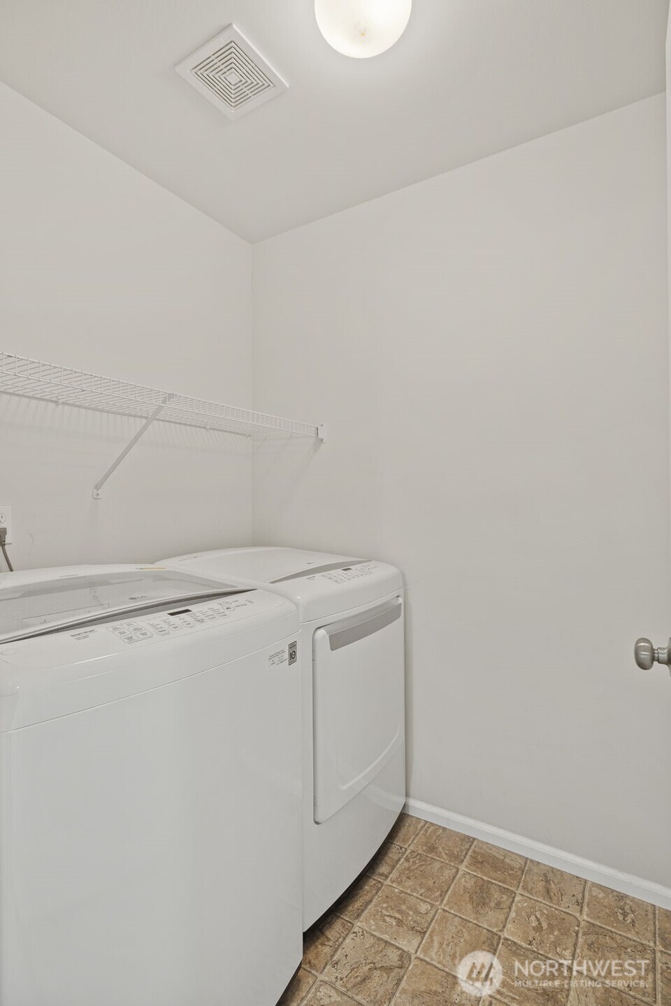 18102 31st Avenue Southeast Bothell, WA 98012 - Photo 22 of 35