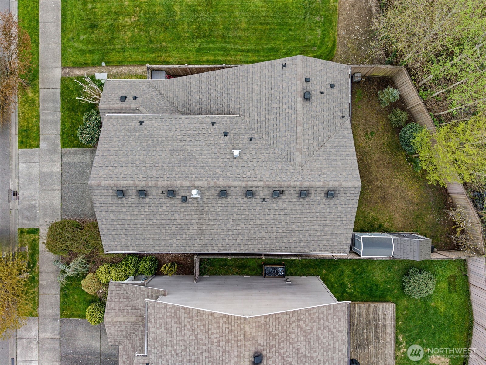 18102 31st Avenue Southeast Bothell, WA 98012 - Photo 29 of 35