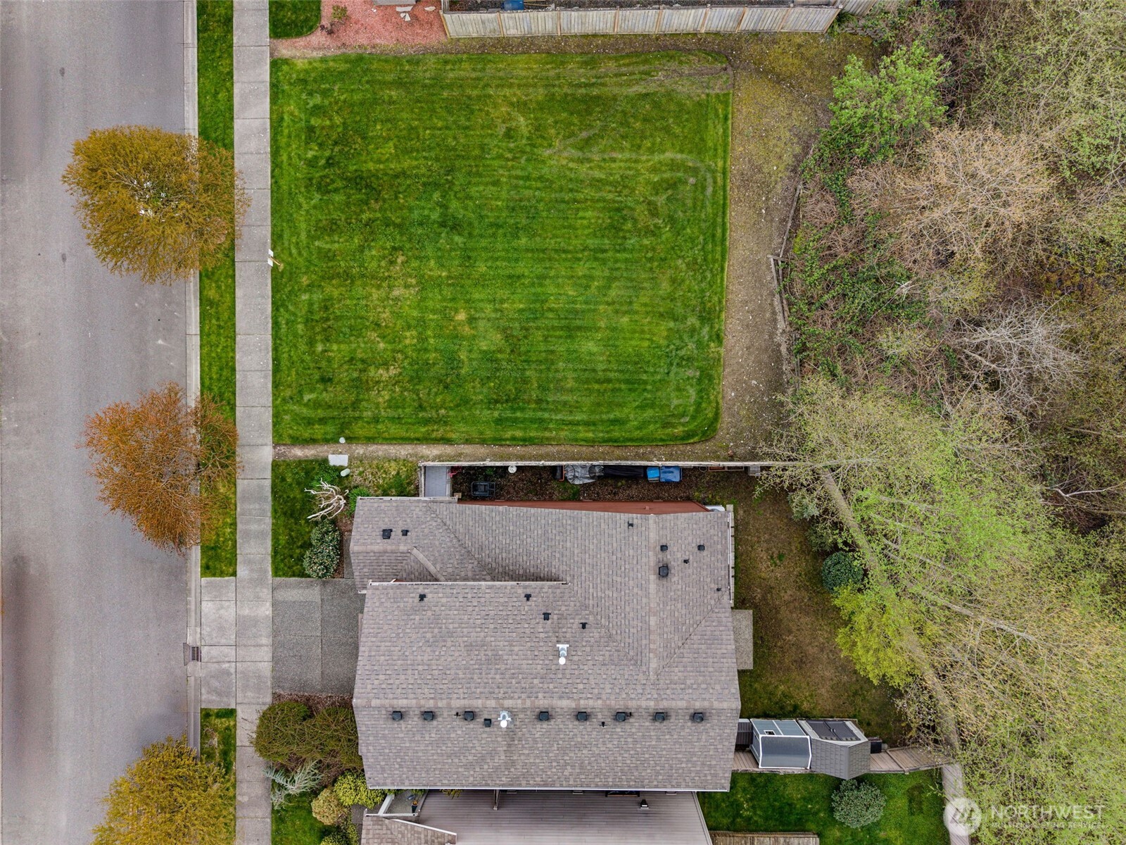 18102 31st Avenue Southeast Bothell, WA 98012 - Photo 30 of 35