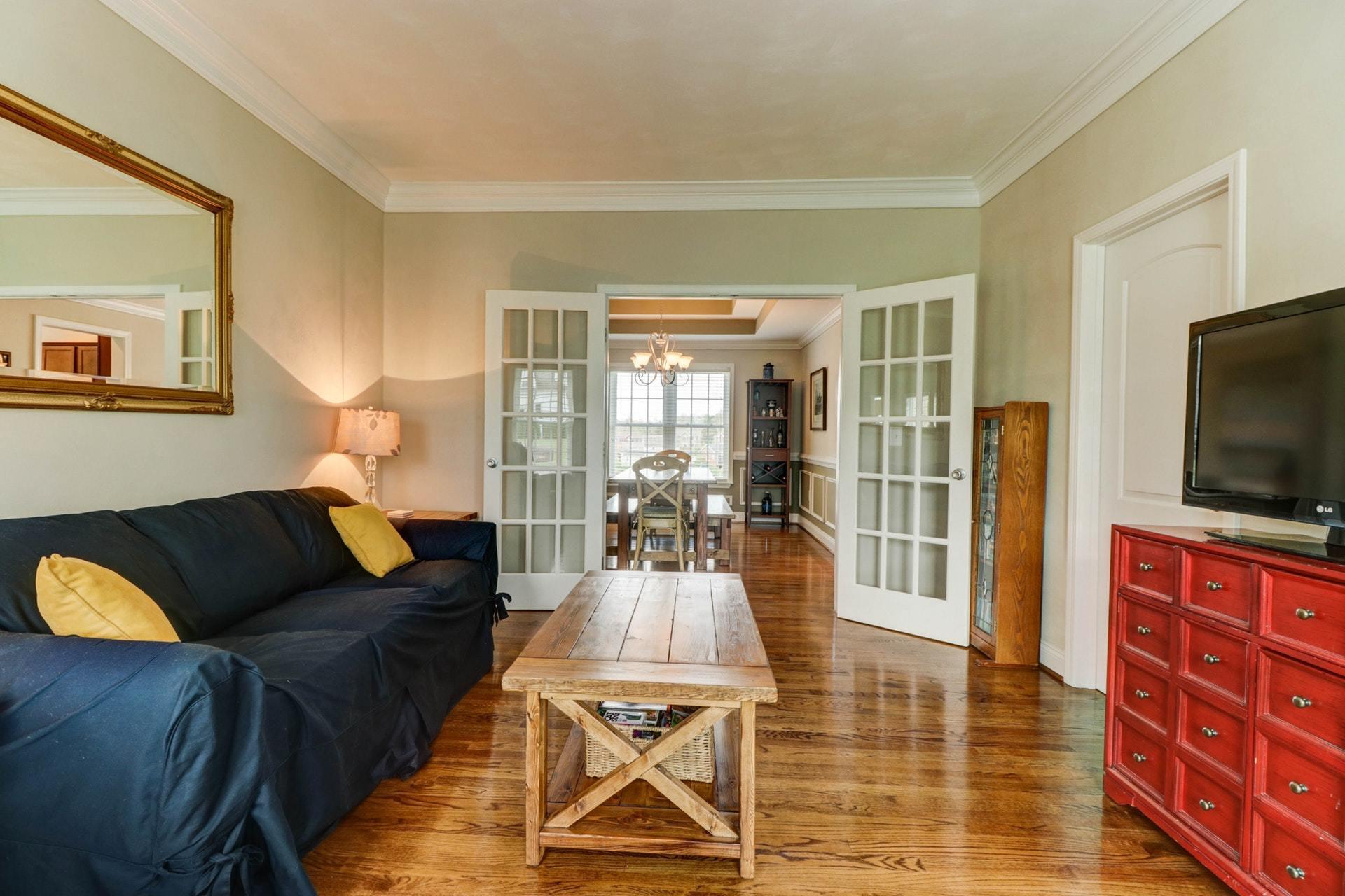 8350 Barrens Road Roanoke, VA 24019 - Photo 5 of 33 Living Room