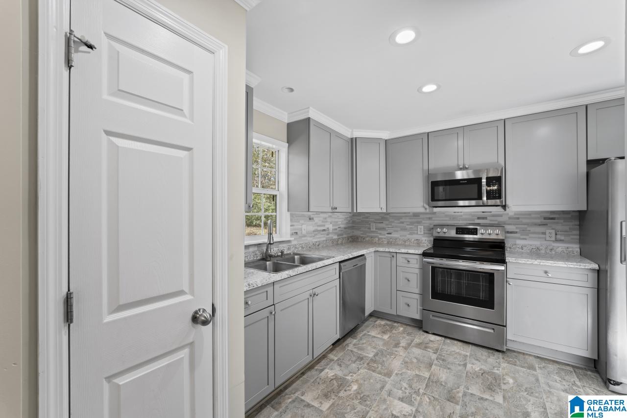8515 Old Sardis Road Morris, AL 35116 - Photo 18 of 29