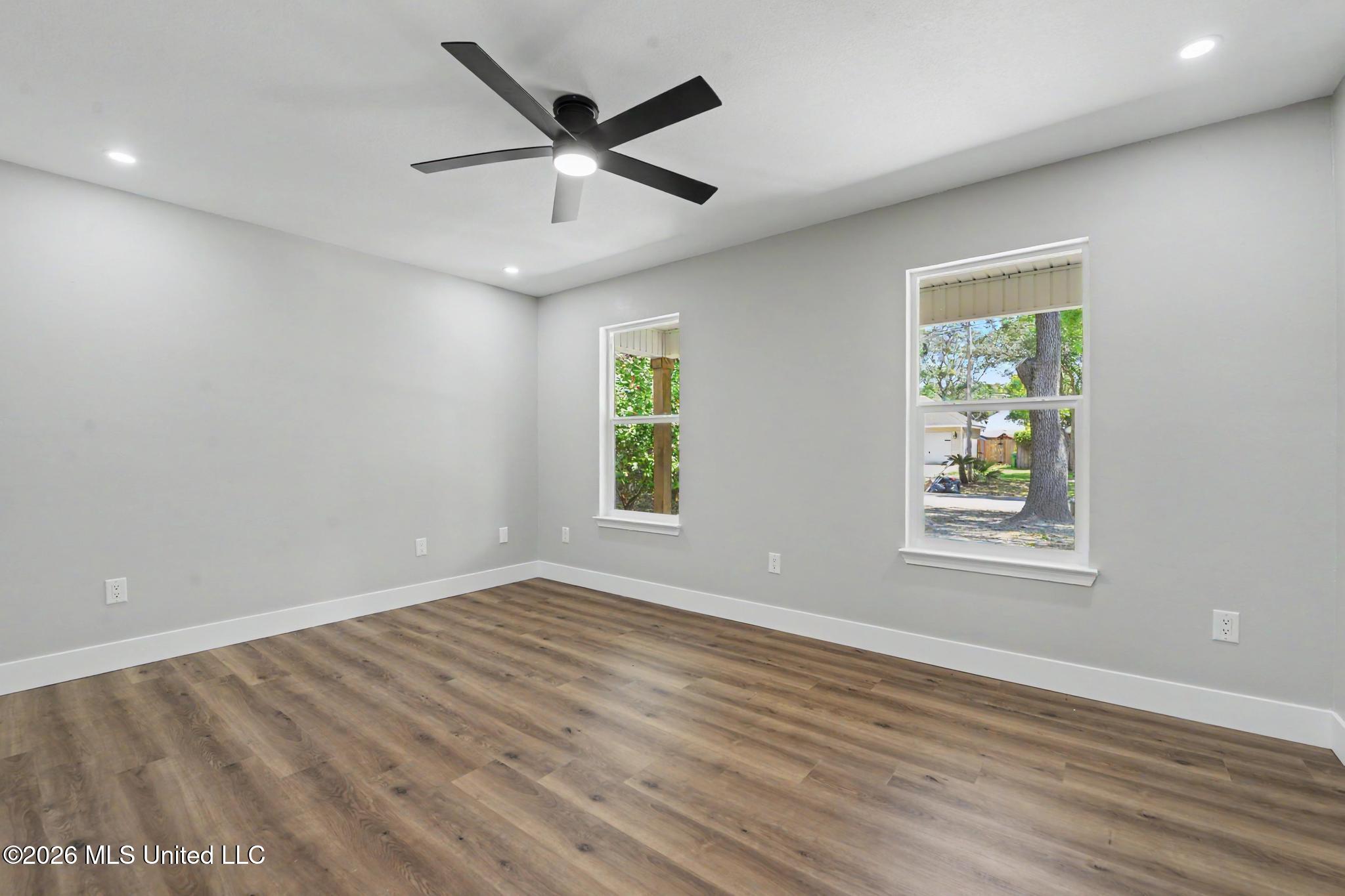 1513 South 8th Street Ocean Springs, MS 39564 - Photo 16 of 23 016
