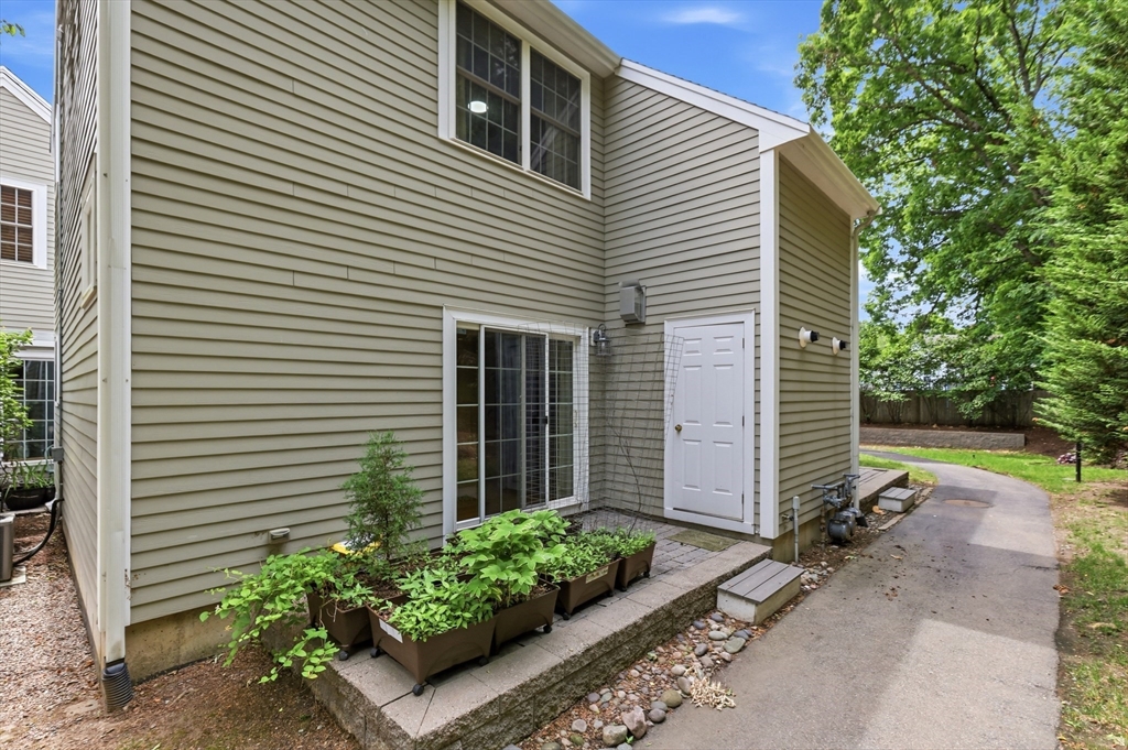 11 Brookside Road, Unit 3 Braintree, MA 02184 - Photo 21 of 26